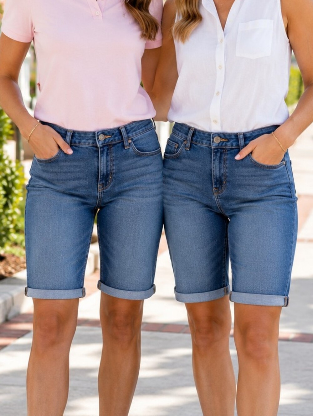 Lot of 2 Croft & Barrow Denim Bermuda Shorts 4 Stretch Cuffed Medium Wash Preppy